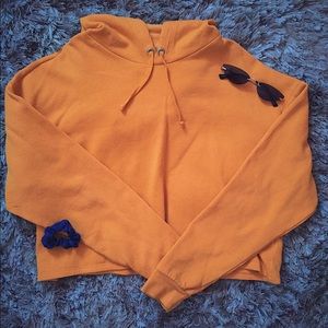 H&M mustard yellow cropped hoodie💛